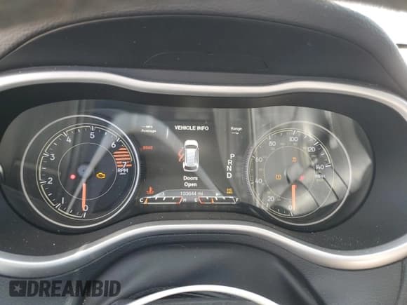 ✅ 2016 Jeep Cherokee Trailhawk • VIN: 1C4PJMBB4GW311259 • Lot: 64332725. Wystawiony na Copart z przebiegiem 133 644 mil. Bezpłatny archiwum sprzedaży aukcyjnych z USA i szczegółowy raport historii pojazdu na DreamBid. Zdjęcie 9.