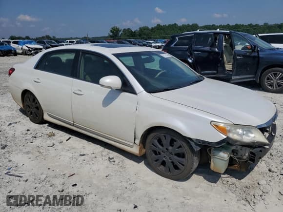 ✅ 2012 Toyota Avalon • VIN: 4T1BK3DB9CU446656 • Lot: 61375385. Listed on Copart with 280,952 mi. Free auction sales archive from the USA and detailed vehicle history report at DreamBid. Image 4.