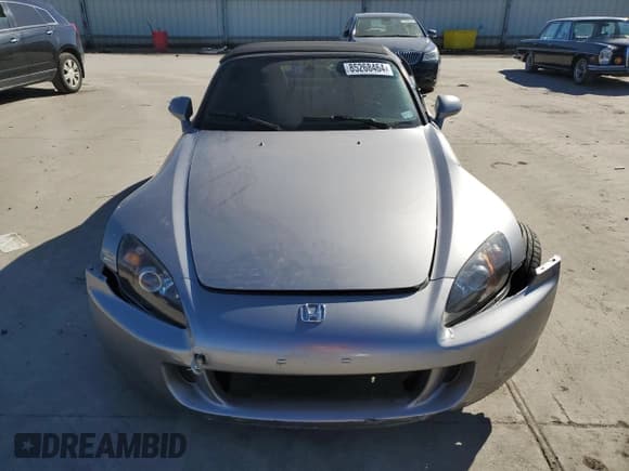 ✅ 2004 Honda S2000 • VIN: JHMAP214X4T000300 • Lot: 85268464. Wystawiony na Copart z przebiegiem 62 828 mil. Bezpłatny archiwum sprzedaży aukcyjnych z USA i szczegółowy raport historii pojazdu na DreamBid. Zdjęcie 5.