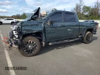 2025 Chevrolet Silverado 2500HD LT z VIN 1GC4KNE70SF289041, wystawiony jako Copart lot #80140695 z przebiegiem 7 624 mil mil oraz Szkoda całkowita • Salvage title. Historia ofert i sprzedaży dostępna na DreamBid. Obrazek 1.