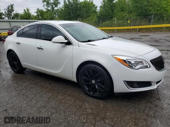 ✅ 2014 Buick Regal Premium II • VIN: 2G4GR5GX5E9137884 • Lot: 61666505. Listed on Copart with 218,140 mi. Free auction sales archive from the USA and detailed vehicle history report at DreamBid. Image 4.