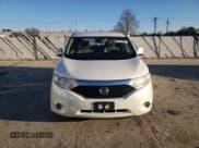 ✅ 2015 Nissan Quest S • VIN: JN8AE2KP3F9128883 • Lot: 70236002. Wystawiony na Copart z przebiegiem 86 620 mil. Bezpłatny archiwum sprzedaży aukcyjnych z USA i szczegółowy raport historii pojazdu na DreamBid. Zdjęcie 5.