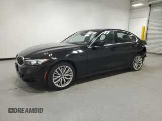 ✅ 2024 BMW 3 Series 330e • VIN: 3MW39FF02R8D95294 • Lot: 61576495. Listed on Copart with 30,684 mi. Free auction sales archive from the USA and detailed vehicle history report at DreamBid. Image 1.