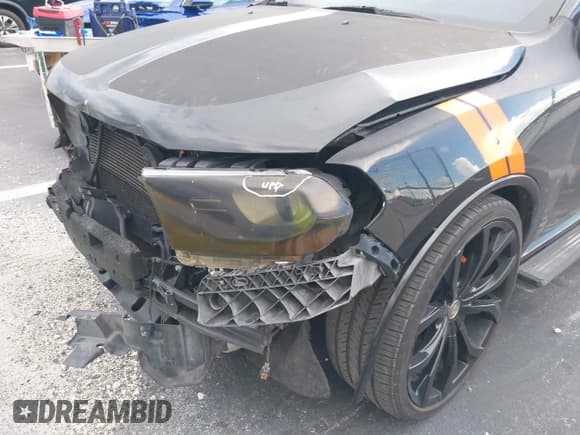 ✅ 2015 Dodge Durango SXT • VIN: 1C4RDHAG1FC809830 • Lot: 43303212. Wystawiony na IAAI z przebiegiem 137 893 mil. Bezpłatny archiwum sprzedaży aukcyjnych z USA i szczegółowy raport historii pojazdu na DreamBid. Zdjęcie 17.