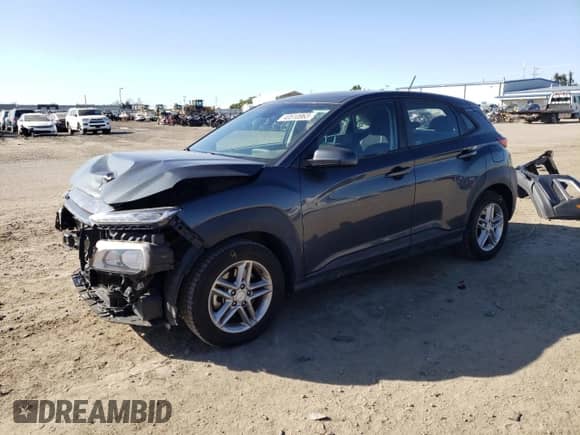 2019 Hyundai Kona SE с VIN KM8K1CAA5KU285011, выставлен на аукционе Copart как лот 40510963 с пробегом 76 784 миль миль и . История ставок и продаж доступна на DreamBid. Изображение 1.