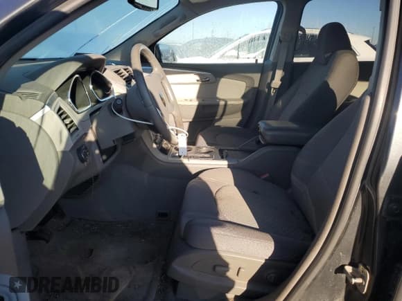 ✅ 2011 Chevrolet Traverse 1LT • VIN: 1GNKVGED1BJ166000 • Lot: 85398195. Wystawiony na Copart z przebiegiem 141 783 mil. Bezpłatny archiwum sprzedaży aukcyjnych z USA i szczegółowy raport historii pojazdu na DreamBid. Zdjęcie 7.