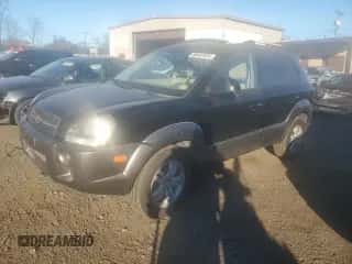 2006 Hyundai Tucson GLS z VIN KM8JN12D96U321091, wystawiony jako Copart lot #80497024 z przebiegiem 144 430 mil mil oraz Czysty tytuł • Clean title. Historia ofert i sprzedaży dostępna na DreamBid. Obrazek 1.
