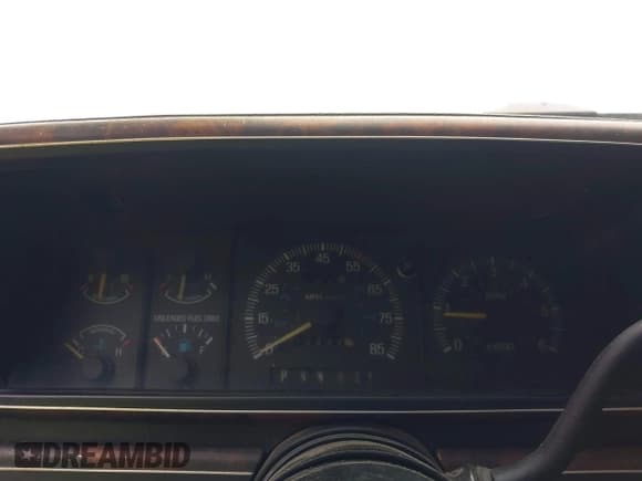 ✅ 1990 Ford F-250 • VIN: 1FTHX26H7LKB53460 • Лот: 42156821. Опубликован ранее на IAAI с пробегом 12 232 миль. Бесплатный доступ к архиву аукционных продаж из США и подробный отчёт об истории автомобиля на DreamBid. Изображение 7.