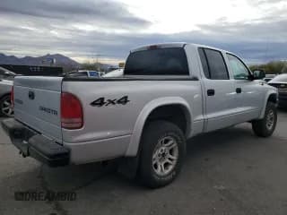 ✅ 2003 Dodge Dakota Sport • VIN: 1D7HG38N23S205026 • Lot: 82214314. Wystawiony na Copart z przebiegiem 194 724 mil. Bezpłatny archiwum sprzedaży aukcyjnych z USA i szczegółowy raport historii pojazdu na DreamBid. Zdjęcie 3.