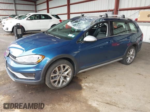 ✅ 2019 Volkswagen Golf S • VIN: 3VWH17AU4KM516840 • Lot: 41978817. Wystawiony na IAAI z przebiegiem 102 612 mil. Bezpłatny archiwum sprzedaży aukcyjnych z USA i szczegółowy raport historii pojazdu na DreamBid. Zdjęcie 17.