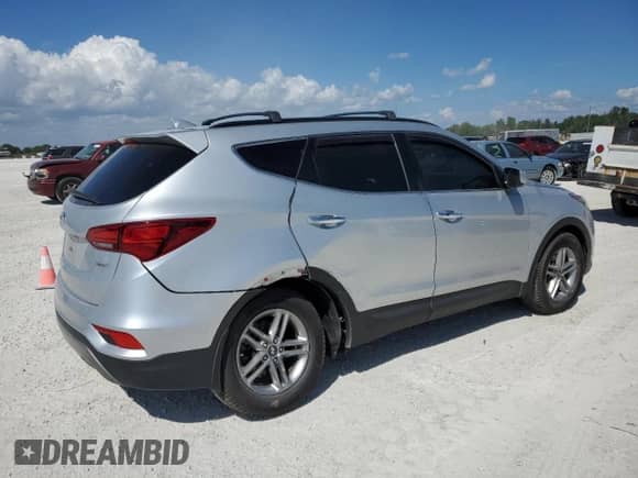 ✅ 2018 Hyundai Santa Fe 2.4L • VIN: 5XYZU3LB2JG529553 • Lot: 45578823. Wystawiony na Copart z przebiegiem 31 567 mil mil. Skorzystaj z bezpłatnego archiwum sprzedaży aukcyjnych z USA i zobacz szczegółowy raport historii pojazdu na DreamBid. Zdjęcie 3.