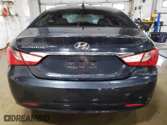 ✅ 2013 Hyundai Sonata GLS • VIN: 5NPEB4AC7DH620059 • Lot: 71104964. Listed on Copart with 99,509 mi. Free auction sales archive from the USA and detailed vehicle history report at DreamBid. Image 6.