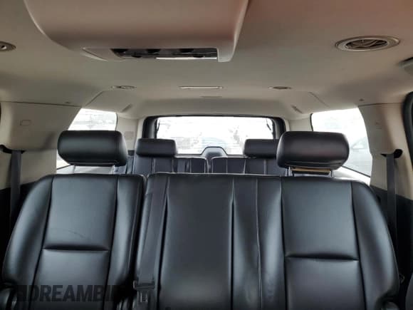 ✅ 2009 Chevrolet Suburban LS • VIN: 1GNFC16J39R259654 • Лот: 90142205. Опубликован ранее на Copart с пробегом 134 086 миль. Бесплатный доступ к архиву аукционных продаж из США и подробный отчёт об истории автомобиля на DreamBid. Изображение 10.