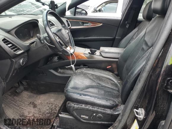 ✅ 2019 Lincoln Nautilus Select • VIN: 2LMPJ8K99KBL47432 • Lot: 60748525. Listed on Copart with 59,924 mi. Free auction sales archive from the USA and detailed vehicle history report at DreamBid. Image 7.