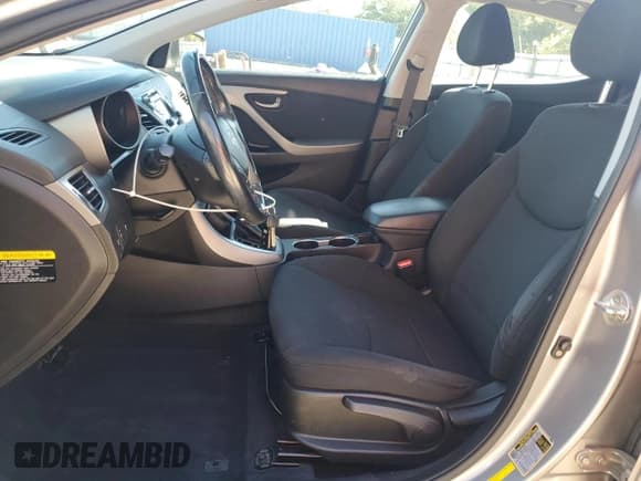 ✅ 2015 Hyundai Elantra SE • VIN: KMHDH4AE4FU281759 • Lot: 86791015. Listed on Copart with 80,180 mi. Free auction sales archive from the USA and detailed vehicle history report at DreamBid. Image 7.