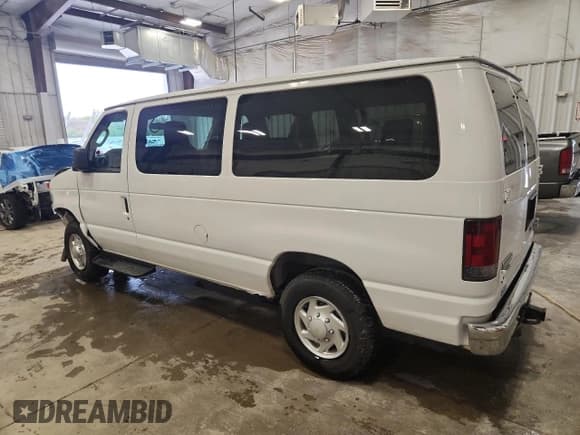 ✅ 2012 Ford Econoline Passenger XLT • VIN: 1FBNE3BL7CDA99904 • Лот: 89647335. Опубликован ранее на Copart с пробегом 160 164 миль. Бесплатный доступ к архиву аукционных продаж из США и подробный отчёт об истории автомобиля на DreamBid. Изображение 2.