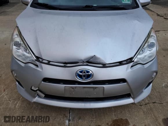 ✅ 2014 Toyota Prius One • VIN: JTDKDTB34E1566511 • Lot: 92073965. Wystawiony na Copart z przebiegiem 112 757 mil. Bezpłatny archiwum sprzedaży aukcyjnych z USA i szczegółowy raport historii pojazdu na DreamBid. Zdjęcie 11.