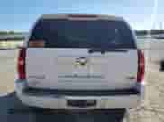 2009 Chevrolet Tahoe LTZ с VIN 1GNFC33079R303405, выставлен на аукционе Copart как лот 87444915 с пробегом 156 586 миль миль и Списание • Salvage title. История ставок и продаж доступна на DreamBid. Изображение 6.