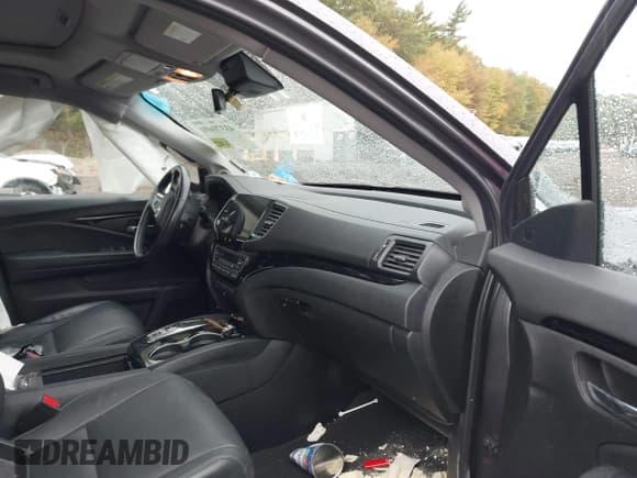 ✅ 2022 Honda Pilot Touring 8-Passenger • VIN: 5FNYF6H93NB001336 • Lot: 43370691. Listed on IAAI with 39,984 mi. Free auction sales archive from the USA and detailed vehicle history report at DreamBid. Image 5.