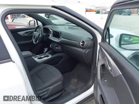 ✅ 2021 Chevrolet Blazer LT • VIN: 3GNKBBRA4MS574567 • Lot: 42372854. Listed on IAAI with 56,599 mi miles. Access the free auction sales archive from the USA and view a detailed vehicle history report at DreamBid. Image 5.