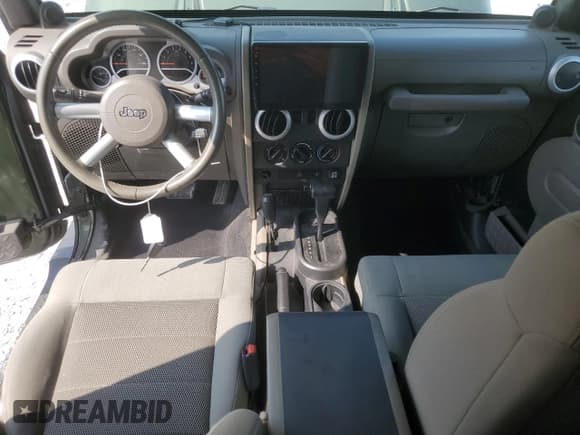 ✅ 2009 Jeep Wrangler Sahara • VIN: 1J8FA54159L751882 • Lot: 69022225. Listed on Copart with 110,131 mi. Free auction sales archive from the USA and detailed vehicle history report at DreamBid. Image 8.