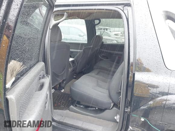 ✅ 2004 Chevrolet Avalanche Z66 • VIN: 3GNEC12T14G118884 • Lot: 42846498. Listed on IAAI with 206,540 mi. Free auction sales archive from the USA and detailed vehicle history report at DreamBid. Image 8.