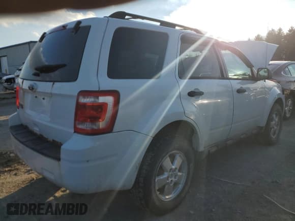 ✅ 2012 Ford Escape XLT • VIN: 1FMCU9D79CKC48846 • Lot: 93419995. Wystawiony na Copart z przebiegiem 87 535 mil. Bezpłatny archiwum sprzedaży aukcyjnych z USA i szczegółowy raport historii pojazdu na DreamBid. Zdjęcie 3.