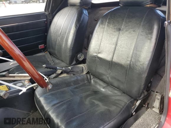 ✅ 1978 Alfa Romeo Spider • VIN: AR115410004279 • Lot: 81097265. Listed on Copart with 10,821 mi. Free auction sales archive from the USA and detailed vehicle history report at DreamBid. Image 10.