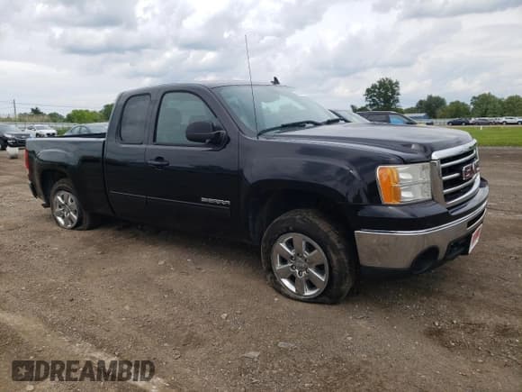 ✅ 2013 GMC Sierra 1500 SLT • VIN: 1GTR2WE71DZ212420 • Lot: 61867095. Listed on Copart with 148,498 mi. Free auction sales archive from the USA and detailed vehicle history report at DreamBid. Image 4.