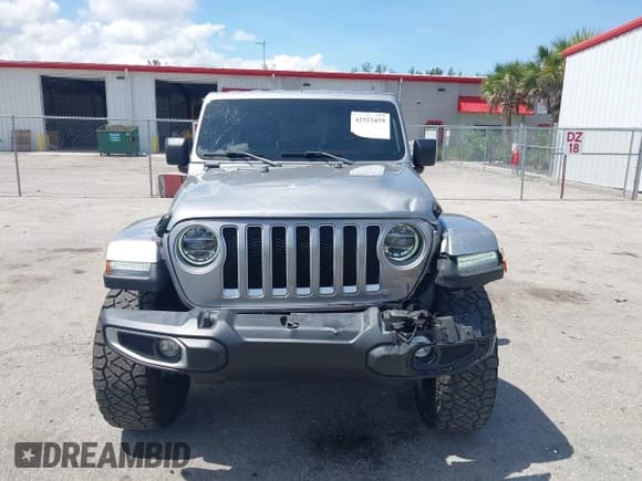 ✅ 2021 Jeep Wrangler Unlimited Sahara • VIN: 1C4HJXEN9MW637288 • Lot: 42553459. Listed on IAAI with 39,362 mi. Free auction sales archive from the USA and detailed vehicle history report at DreamBid. Image 12.