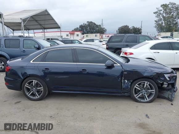 ✅ 2018 Audi A4 Premium Plus • VIN: WAULMAF41JN011396 • Lot: 42174030. Listed on IAAI with 74,090 mi. Free auction sales archive from the USA and detailed vehicle history report at DreamBid. Image 14.