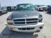 2002 Dodge Dakota SLT z VIN 1B7HL48X52S688636, wystawiony jako Copart lot #53062325 z przebiegiem 224 011 mil mil oraz Szkoda całkowita • Salvage title. Historia ofert i sprzedaży dostępna na DreamBid. Obrazek 5.