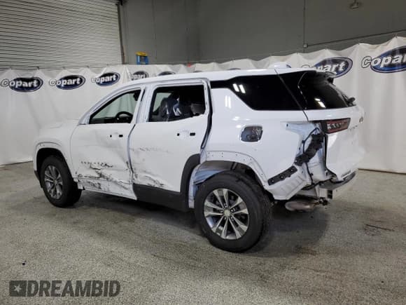 ✅ 2025 Chevrolet Equinox FWD LT • VIN: 3GNAXHEG7SL221516 • Lot: 65743635. Wystawiony na Copart z przebiegiem 15 514 mil. Bezpłatny archiwum sprzedaży aukcyjnych z USA i szczegółowy raport historii pojazdu na DreamBid. Zdjęcie 2.