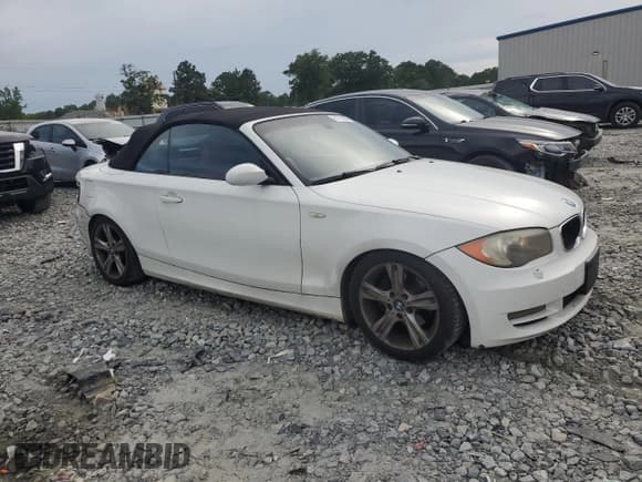 ✅ 2008 BMW 1 Series 128i • VIN: WBAUL73568VE88071 • Lot: 61715805. Wystawiony na Copart z przebiegiem 178 688 mil. Bezpłatny archiwum sprzedaży aukcyjnych z USA i szczegółowy raport historii pojazdu na DreamBid. Zdjęcie 4.