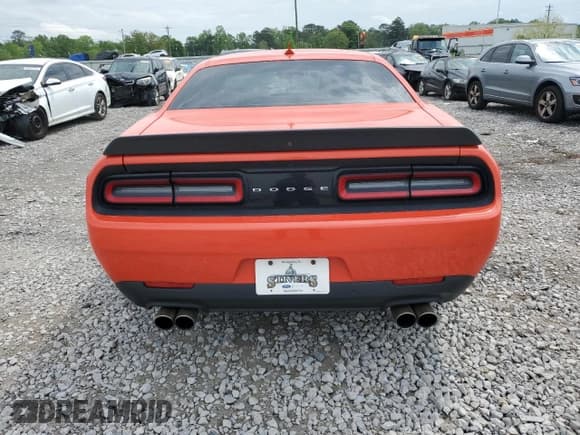 ✅ 2019 Dodge Challenger R/T Scat Pack Widebody • VIN: 2C3CDZFJ0KH741077 • Lot: 50242034. Wystawiony na Copart z przebiegiem 13 339 mil. Bezpłatny archiwum sprzedaży aukcyjnych z USA i szczegółowy raport historii pojazdu na DreamBid. Zdjęcie 6.