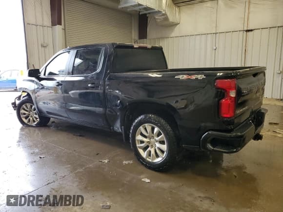✅ 2021 Chevrolet Silverado 1500 Custom • VIN: 1GCPYBEH9MZ171784 • Lot: 83081484. Wystawiony na Copart z przebiegiem 94 772 mil. Bezpłatny archiwum sprzedaży aukcyjnych z USA i szczegółowy raport historii pojazdu na DreamBid. Zdjęcie 2.