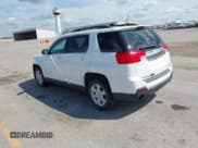 ✅ 2015 GMC Terrain SLE • VIN: 2GKFLWE38F6282948 • Lot: 43029761. Wystawiony na IAAI z przebiegiem 271 940 mil. Bezpłatny archiwum sprzedaży aukcyjnych z USA i szczegółowy raport historii pojazdu na DreamBid. Zdjęcie 3.