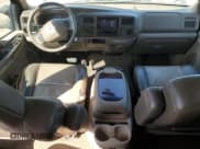 ✅ 2004 Ford Excursion Eddie Bauer • VIN: 1FMSU45P44EB40602 • Лот: 51536395. Опубликован ранее на Copart с пробегом 188 417 миль. Бесплатный доступ к архиву аукционных продаж из США и подробный отчёт об истории автомобиля на DreamBid. Изображение 8.