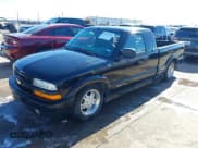 ✅ 2001 Chevrolet S-10 LS • VIN: 1GCCS19W718230397 • Лот: 41293765. Опубликован ранее на IAAI с пробегом 151 578 миль. Бесплатный доступ к архиву аукционных продаж из США и подробный отчёт об истории автомобиля на DreamBid. Изображение 2.