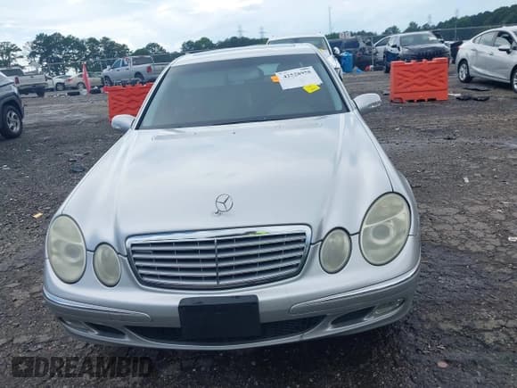 ✅ 2005 Mercedes-Benz E 320 • VIN: WDBUF65J45A622279 • Lot: 42528958. Wystawiony na IAAI z przebiegiem 125 464 mil. Bezpłatny archiwum sprzedaży aukcyjnych z USA i szczegółowy raport historii pojazdu na DreamBid. Zdjęcie 12.
