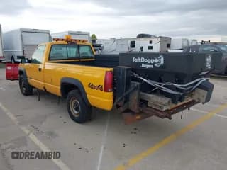 ✅ 2000 Chevrolet Silverado 2500 • VIN: 1GCGK24R2YF424026 • Lot: 43413118. Wystawiony na IAAI z przebiegiem 57 413 mil. Bezpłatny archiwum sprzedaży aukcyjnych z USA i szczegółowy raport historii pojazdu na DreamBid. Zdjęcie 3.