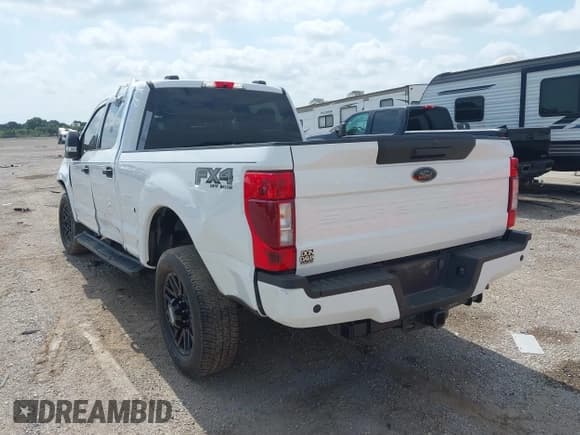 ✅ 2022 Ford F-250 XL • VIN: 1FT7W2BN8NEG39769 • Lot: 42538634. Wystawiony na IAAI z przebiegiem 75 003 mil. Bezpłatny archiwum sprzedaży aukcyjnych z USA i szczegółowy raport historii pojazdu na DreamBid. Zdjęcie 3.