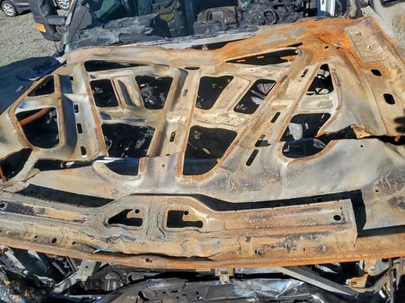 ✅ 2016 Chevrolet Silverado 2500HD LT • VIN: 1GC1KVE80GF196426 • Lot: 93919975. Wystawiony na Copart z przebiegiem Nie podano. Bezpłatny archiwum sprzedaży aukcyjnych z USA i szczegółowy raport historii pojazdu na DreamBid. Zdjęcie 11.