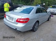 ✅ 2010 Mercedes-Benz E 350 Luxury • VIN: WDDHF8HB7AA064088 • Lot: 42960243. Listed on IAAI with 98,530 mi. Free auction sales archive from the USA and detailed vehicle history report at DreamBid. Image 4.