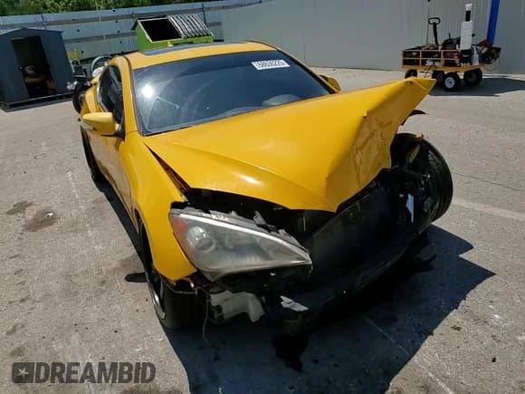 ✅ 2010 Hyundai Genesis Coupe Track • VIN: KMHHU6KH0AU012393 • Lot: 68636225. Wystawiony na Copart z przebiegiem 102 307 mil. Bezpłatny archiwum sprzedaży aukcyjnych z USA i szczegółowy raport historii pojazdu na DreamBid. Zdjęcie 14.