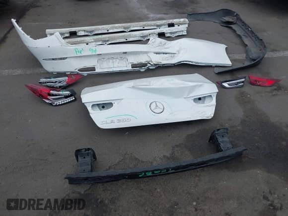 2022 Mercedes-Benz CLA 250 с VIN W1K5J4GB4NN321833, выставлен на аукционе IAAI как лот 42207383 с пробегом 29 258 миль миль и . История ставок и продаж доступна на DreamBid. Изображение 12.