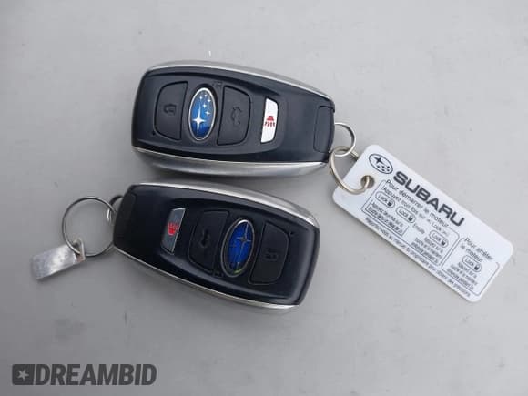 ✅ 2016 Subaru Outback Limited • VIN: 4S4BSENC0G3266898 • Lot: 43555410. Wystawiony na IAAI z przebiegiem 83 092 mil. Bezpłatny archiwum sprzedaży aukcyjnych z USA i szczegółowy raport historii pojazdu na DreamBid. Zdjęcie 11.