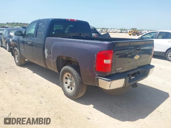 ✅ 2007 Chevrolet Silverado 1500 Work Truck • VIN: 1GCEC19X37Z650434 • Lot: 42532346. Listed on IAAI with 168,991 mi. Free auction sales archive from the USA and detailed vehicle history report at DreamBid. Image 3.