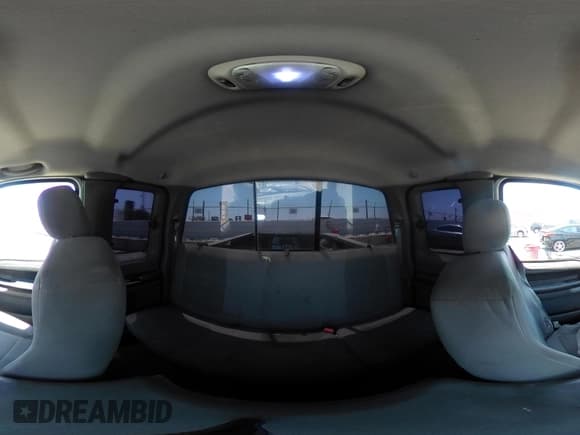 ✅ 2005 Ford F-250 XL • VIN: 1FTSX20555EC81170 • Лот: 42603180. Опубликован ранее на IAAI с пробегом 111 720 миль. Бесплатный доступ к архиву аукционных продаж из США и подробный отчёт об истории автомобиля на DreamBid. Изображение 18.