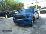 ✅ 2020 Ford Police Interceptor Utility • VIN: 1FM5K8AW7LGC14590 • Lot: 96326275. Wystawiony na Copart z przebiegiem 130 900 mil. Bezpłatny archiwum sprzedaży aukcyjnych z USA i szczegółowy raport historii pojazdu na DreamBid. Zdjęcie 11.